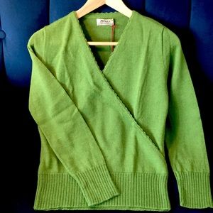 NWT 100% Pure Alpaca Wool Cross V Neck Sweater